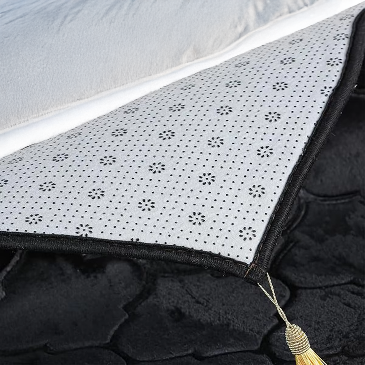 Soft Striped Prayer Mat