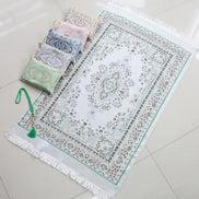 Portable Crossbody Chenille Prayer Rug, Printed Chenille Crossbody Style Prayer Mat Set with 99-Bead Faux Pearl Prayer Beads