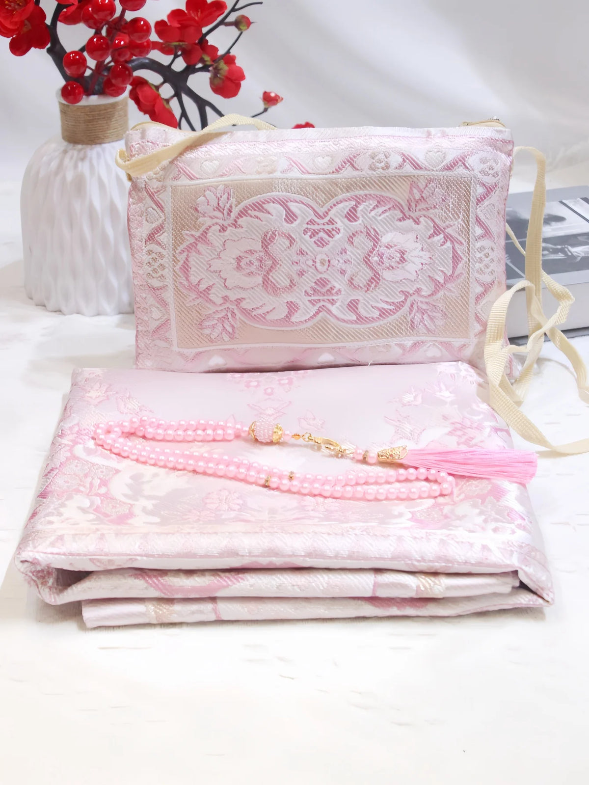 Portable Crossbody Chenille Prayer Rug, Printed Chenille Crossbody Style Prayer Mat Set with 99-Bead Faux Pearl Prayer Beads